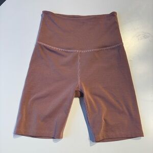 Beyond Yoga [S] Heather Rib High Rise Biker Short in Mauve